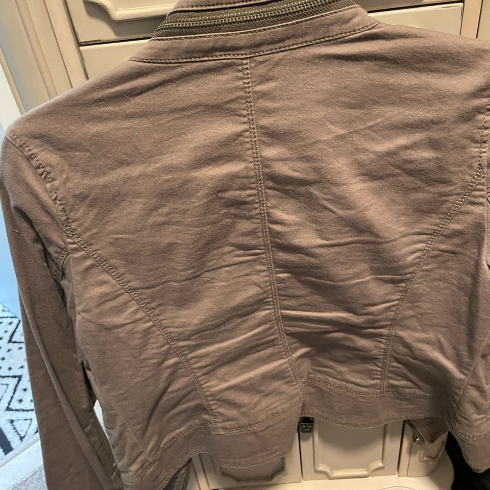 Express Jacket - image 4